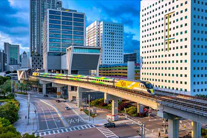 trem-de-alta-velocidade-brightline